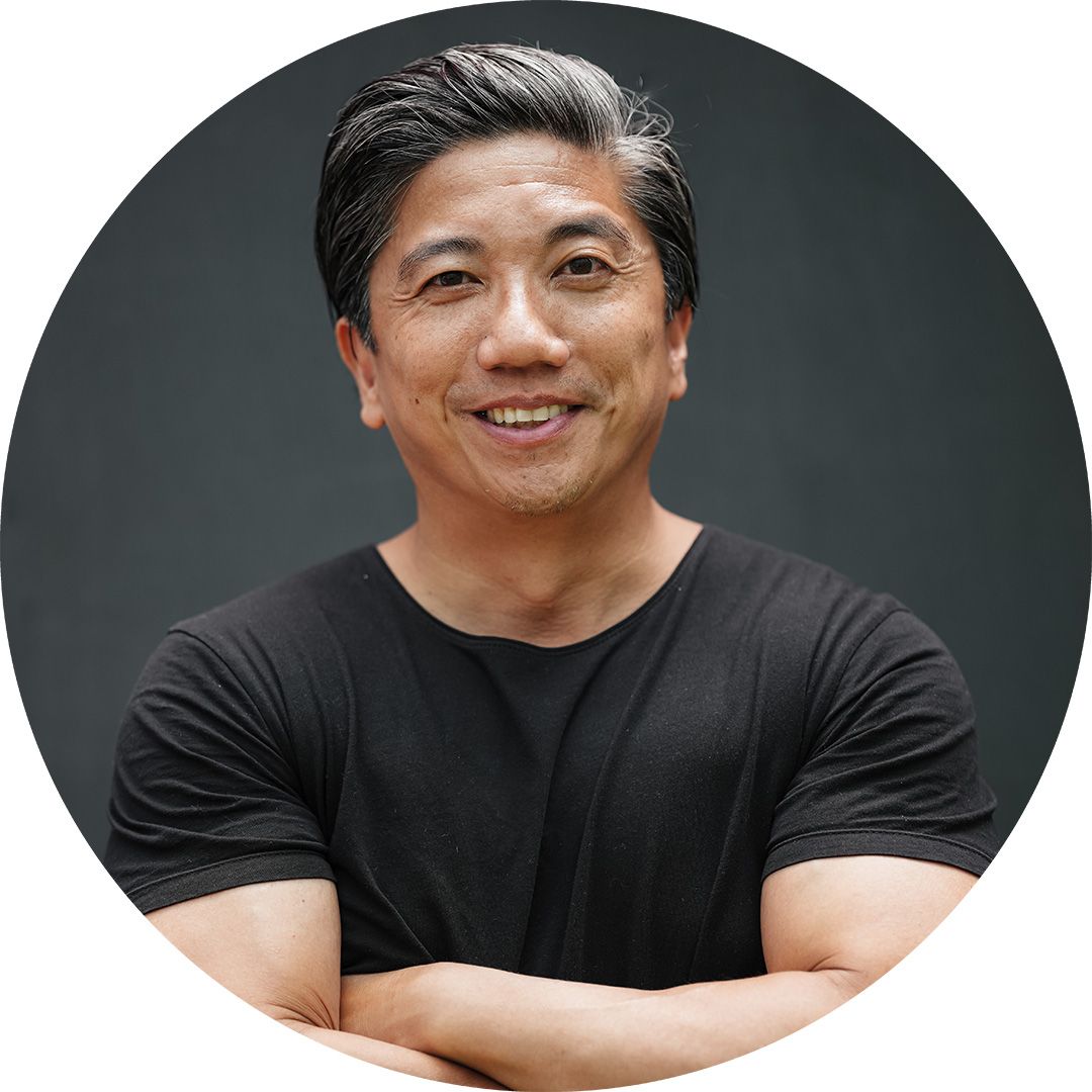 Presenter Michael Dela Cruz